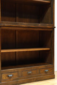 ゆらゆらガラスとレリーフ彫刻で優しい雰囲気のガラスケース BB3452