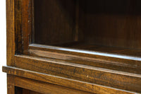 ゆらゆらガラスとレリーフ彫刻で優しい雰囲気のガラスケース BB3452