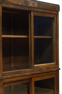 ゆらゆらガラスとレリーフ彫刻で優しい雰囲気のガラスケース BB3452