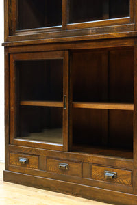 ゆらゆらガラスとレリーフ彫刻で優しい雰囲気のガラスケース BB3452