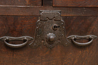 古色に欅杢目が浮かぶ時代の趣き溢れる福島帳場箪笥 BB3721