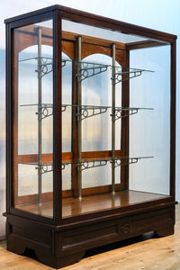 当時のオリジナルの棚受けが素敵な大型レトロショーケース Ba7993