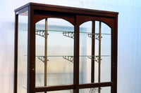 当時のオリジナルの棚受けが素敵な大型レトロショーケース Ba7993