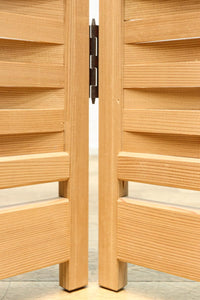 綺麗な杢目模様を作る格子造りの四つ折り衝立 DC8478