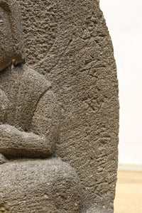 ゆったり風情のある佇まいの如意輪観音像 DC4124