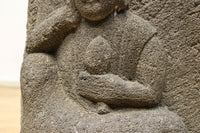 ゆったり風情のある佇まいの如意輪観音像 DC4124