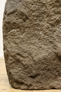 ゆったり風情のある佇まいの如意輪観音像 DC4124