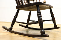 ディスプレイ用に!! 風合い豊かなオーク造りのロッキングチェア DC4184