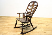 ディスプレイ用に!! 風合い豊かなオーク造りのロッキングチェア DC4184