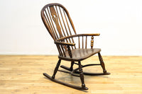 ディスプレイ用に!! 風合い豊かなオーク造りのロッキングチェア DC4184