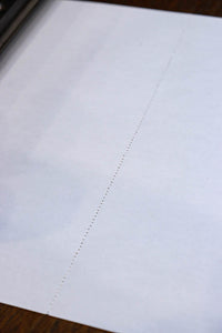 レトロな雰囲気をディスプレイする紙切断機 DC4727