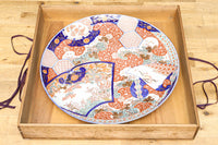 色彩豊かな絵柄が魅力の古伊万里大皿(箱付き) DC4773 在庫1組