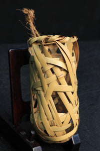 竹の風合いが素敵な小さな花カゴ DC4812