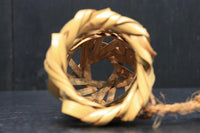 竹の風合いが素敵な小さな花カゴ DC4812