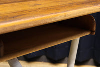 珍品!! 白パイプが可愛らしい子供用の一体型テーブル椅子 DC4837