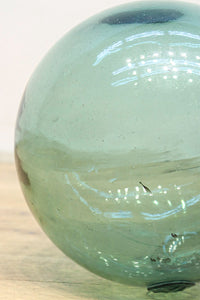 大サイズ!! 細かな気泡を含む淡いグリーンの浮き玉 DC5044