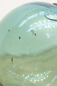 大サイズ!! 細かな気泡を含む淡いグリーンの浮き玉 DC5044