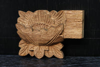 さり気ない雰囲気づくりに!! 蓮の花の彫刻飾り DC5187ab 在庫(a:5 b:5)個