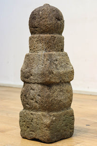 稀少小振りサイズ‼ 丸みを帯びた小振りサイズの五輪塔 DC5204