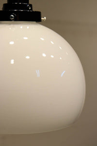 柔らかな明りが漏れるシンプルな電笠 DC5209