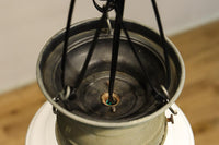 モダンなプレス装飾が映えるプレスガラス天井直付け灯 DC5211