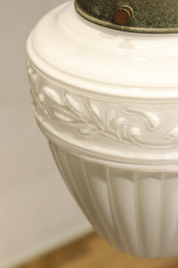 モダンなプレス装飾が映えるプレスガラス天井直付け灯 DC5211