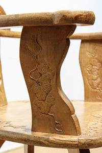 可憐な彫刻が優雅な佇まいを飾る軽井沢彫りの椅子 DC5433