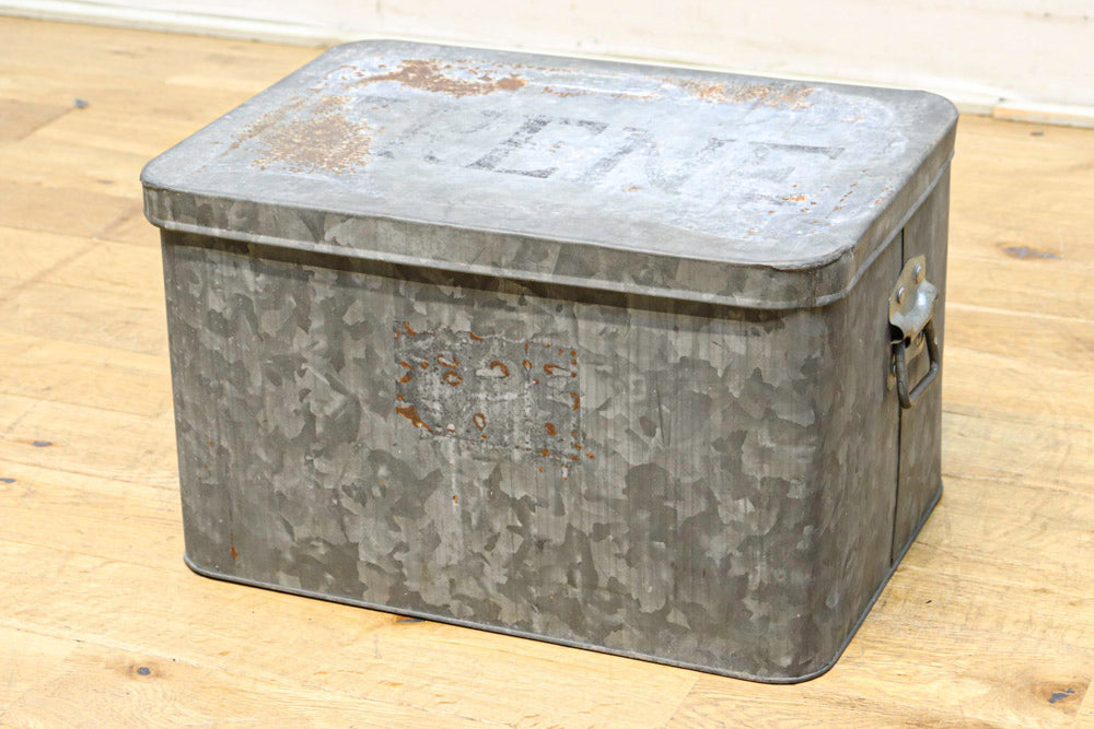 レトロ感溢れるブリキ製の箱 DC5435 – 古福庵 [ KOFUKUAN