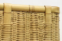 カラフルな背負い紐が可愛らしい大きな竹カゴ DC5565