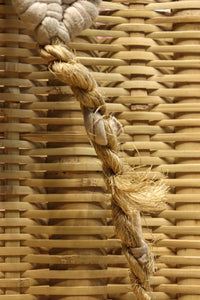 カラフルな背負い紐が可愛らしい大きな竹カゴ DC5565