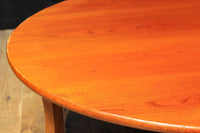 使い馴染んだ柔らかな質感をした丸ちゃぶ台 DC5671