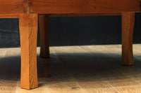 使い馴染んだ柔らかな質感をした丸ちゃぶ台 DC5671