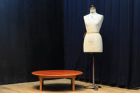 使い馴染んだ柔らかな質感をした丸ちゃぶ台 DC5671