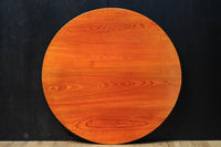 使い馴染んだ柔らかな質感をした丸ちゃぶ台 DC5671