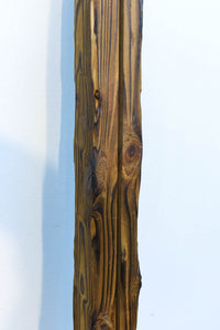 独特な杢目をみせる焼き入れ済み長尺角材 DC5780 在庫3本