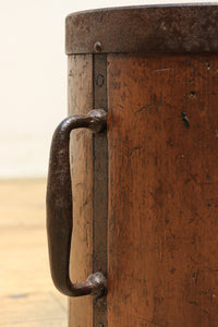 時代を重ねた風合い溢れる半斗升 DC5841b