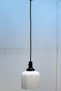 乳白色の色彩が柔らかな六角形の電笠 DC5869