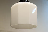 乳白色の色彩が柔らかな六角形の電笠 DC5869