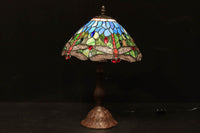 涼し気なステンドグラスにトンボ柄が馴染むスタンドライト DC5924