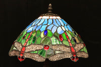 涼し気なステンドグラスにトンボ柄が馴染むスタンドライト DC5924
