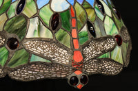 涼し気なステンドグラスにトンボ柄が馴染むスタンドライト DC5924