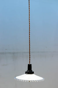 透明のフリルが優しく煌めく電笠 DC5930