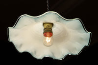 ゆったりとしたフリルデザインが上品な電笠 DC5969