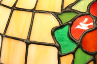 オレンジのステンドグラスが温かみある明りを灯すスタンドライト DC6013