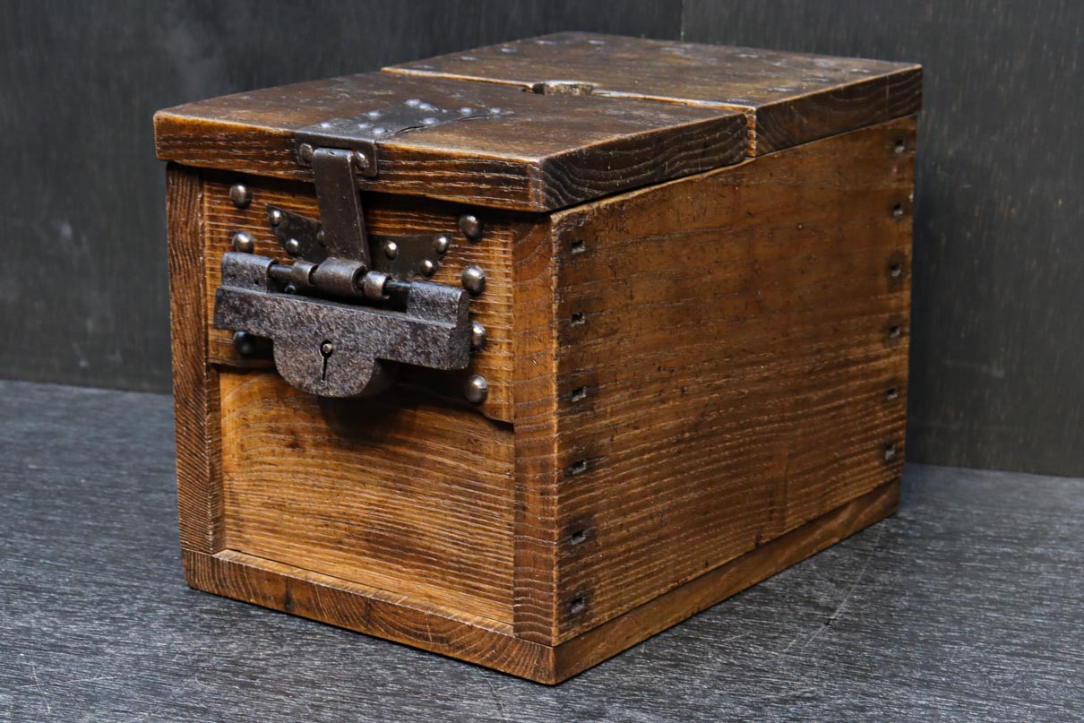 ①骨董品 アンティーク銭函 銭箱 【公式通販】