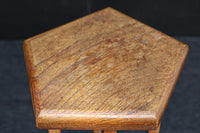 上質感に包まれた六角形の小さな花台 DC6064