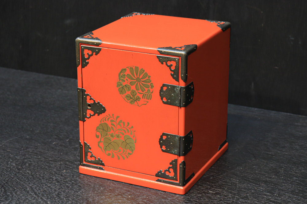 木材工芸 秀作 金砂子 六角 花器 共箱 V R8158H 金の花模様で