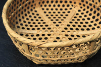 丁寧に編み込まれた縁のある丸ザル DC6215 在庫2個