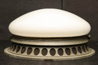 フレーム金具がレトロ感を高める天井灯 DC6241a