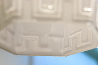 プレス模様がモダンに飾る六角形の電笠 DC6251